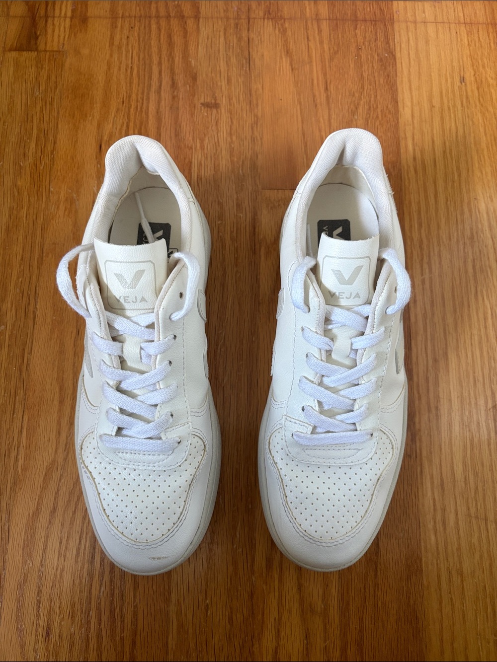 Veja Women’s White Low-Top Sneakers